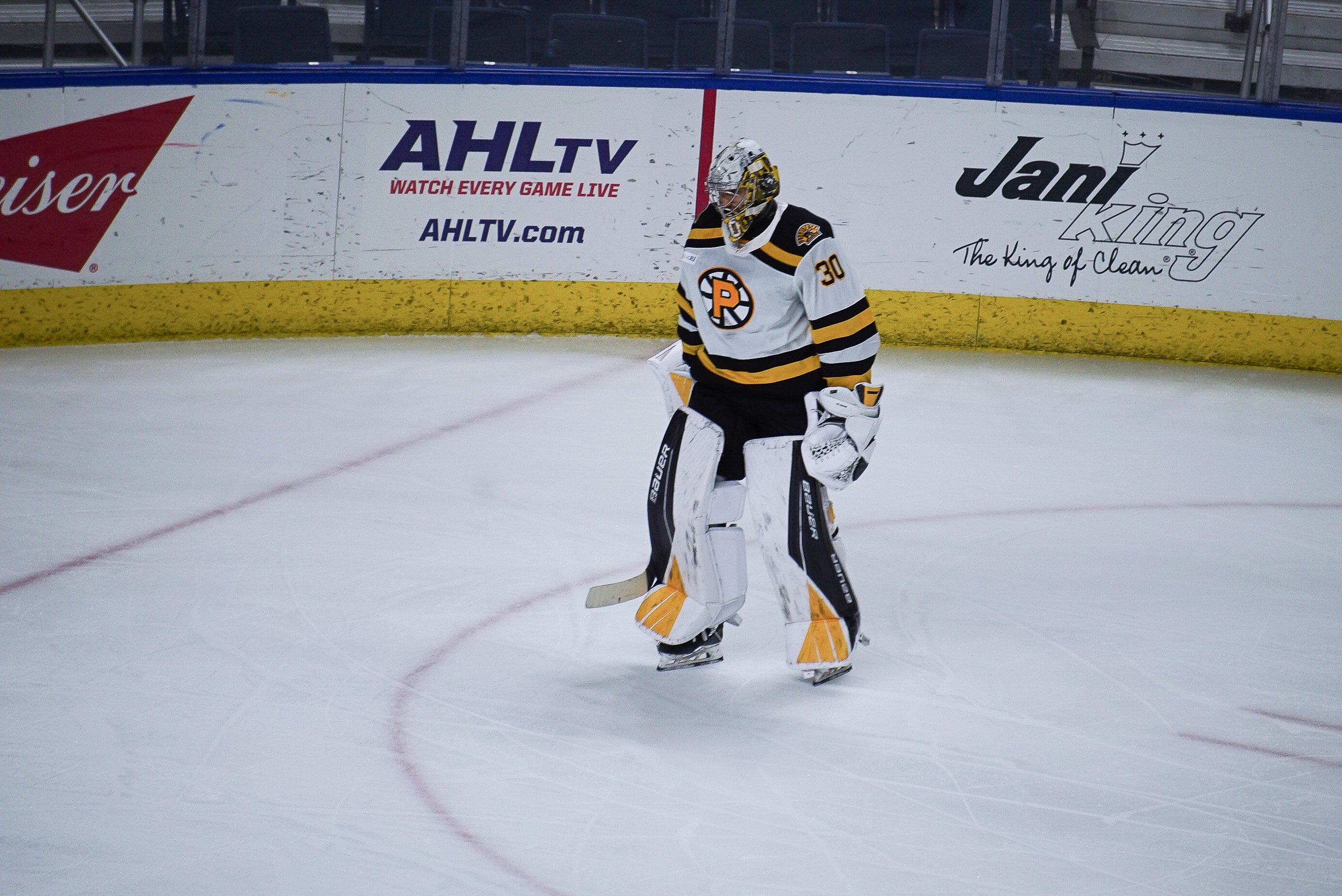 VLADAR STANDS TALL, SENYSHYN SCORES GAME-WINNER AS P-BRUINS BEAT BRIDGEPORT SOUND TIGERS, 1-0